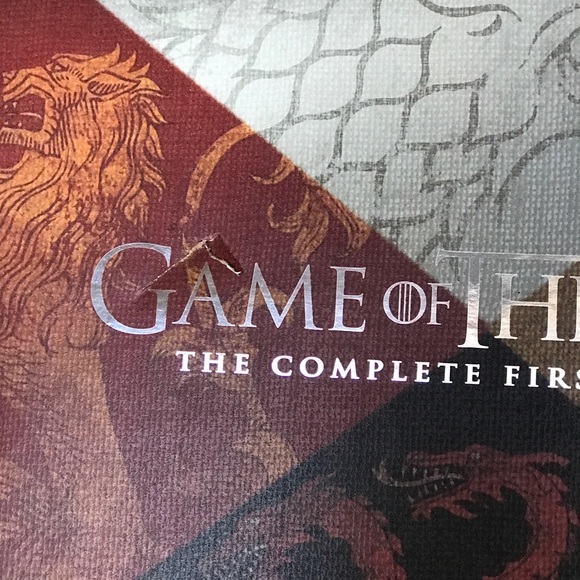 Game of Thrones (Complete Season 1) Blu-ray/DVD Collector’s Box Set - Picture 3 of 5
